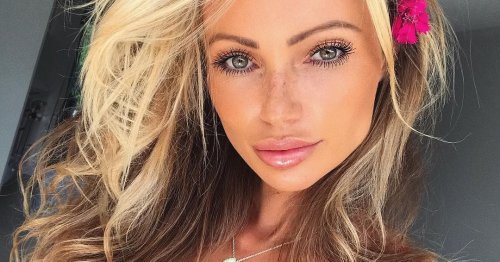 Abby Dowse Reveals Her 'Nap Buddy' In Sizzling Lingerie Shot - Flipboard