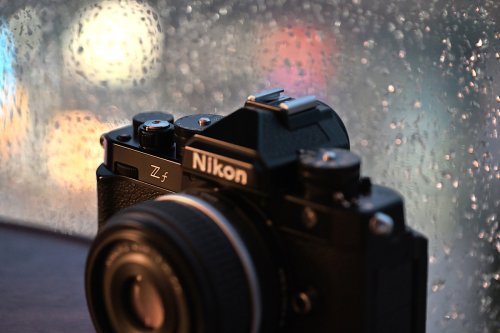Nikon Zf: Moderne Technik im Retrolook vorgestellt