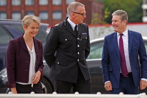 Labour pledges 13,000 new officers in ‘return to neighbourhood policing’