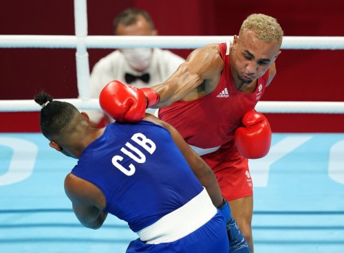 Boxer to be made unofficial mayor of Wolverhampton as city celebrates silver