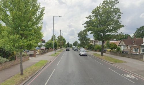 Man killed and passenger fighting for life after south London police chase ends in horror crash