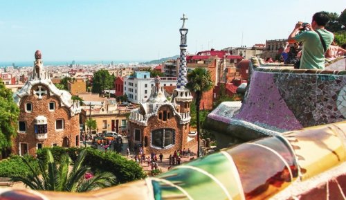 Barcelona town wiped from Google Maps to tackle tourist influx