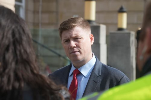New RMT leader Eddie Dempsey to celebrate by playing bingo at local social club