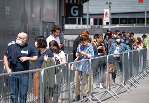 ‘Grab a jab’ vaccine drive underway across England as cases continue to rise
