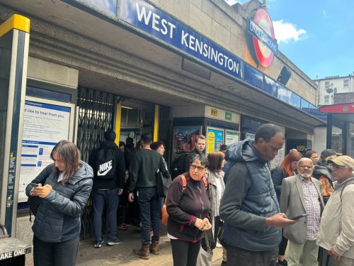London rush-hour ‘chaos’ as five Tube lines hit by delays on Crossrail opening day