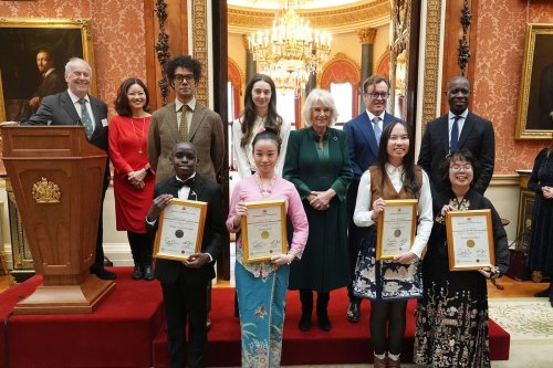 Queen congratulates teenage winners of Commonwealth essay competition