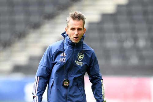 Arsenal assistant coach Stuivenberg leaves role with Wales