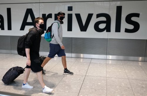 Heathrow boss tells ministers to simplify overseas travel rules now