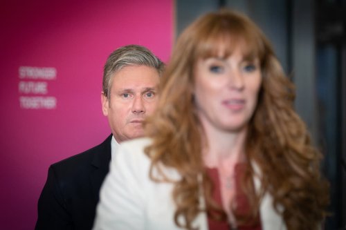 Rayner appears blindsided as Starmer launches Labour reshuffle during speech