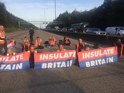 Who are Insulate Britain and why do they keep stopping M25 traffic?