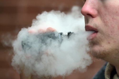 londoners-to-get-free-vape-for-returning-10-in-bid-to-address