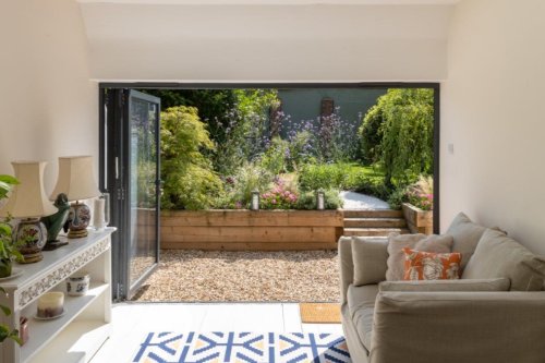 Make your back garden staycation-tastic