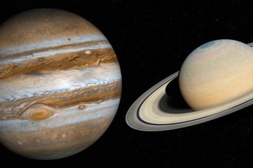 Jupiter and Saturn’s ‘Christmas Star’ to light up sky for first time in 800 years