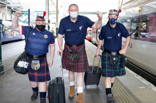 Euro 2020: London prepares for showdown as Scots pile in