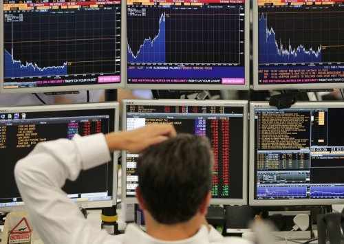 FTSE 100 crashes 2.2% as inflation fears trigger global tech stock sell-off