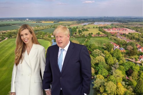 Are Carrie and Boris Johnson the mystery buyers of 400-year-old moated manor in Oxfordshire?