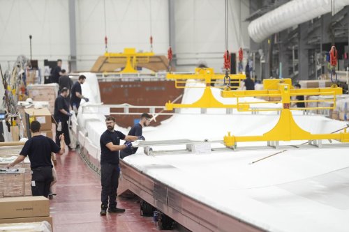 UK firms put the brakes on investment plans post tariffs, survey finds
