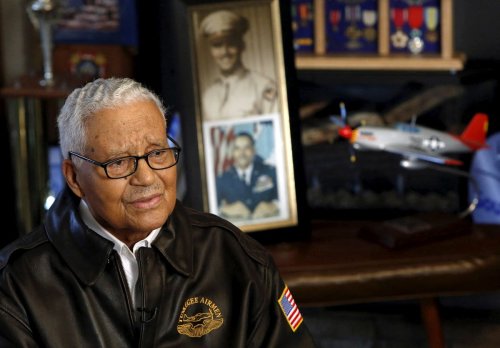 Charles McGee: US military pilot dies aged 102 as tributes celebrate hero