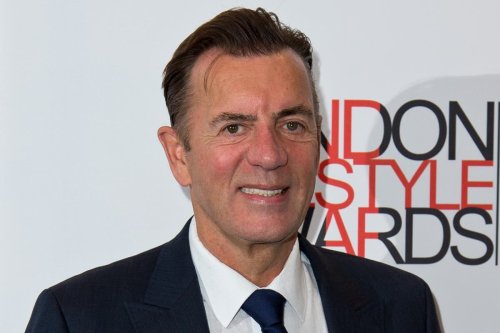 Dragons’ Den star Duncan Bannatyne sparks concern as wife posts pic of him in hospital