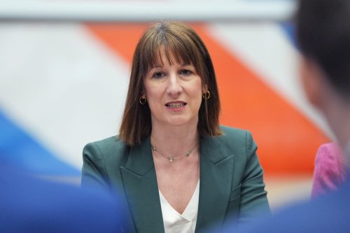 Minister appears to criticise Chancellor over Sabrina Carpenter freebie