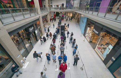 FTSE 100 expected to open higher, and retail sales in focus