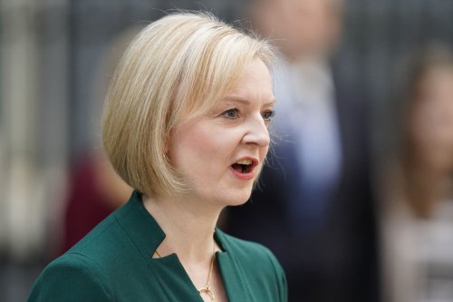 Liz Truss to stand as MP at next general election despite surviving less than two months in Number 10