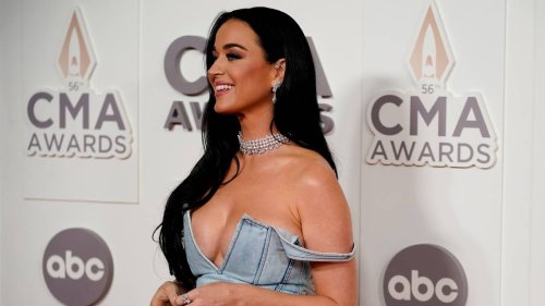 The NHL & the Dallas Stars bump Katy Perry and her tour off her concert date