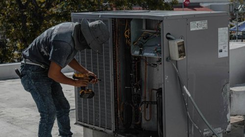 In Texas, is it better to have a heat pump or an air conditioner? Here’s what to know