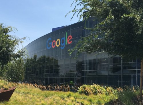 Il caso dei licenziamenti di 28 dipendenti di Google. Proteste contro il contratto sul cloud con Israele