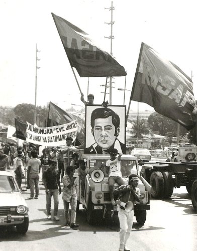 1986 EDSA People Power Revolution
