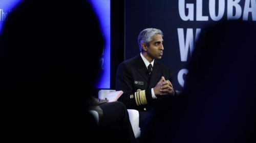 Social media risks for youth mental health highlighted in new surgeon general report