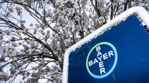 FDA expands Bayer lung cancer drug approval