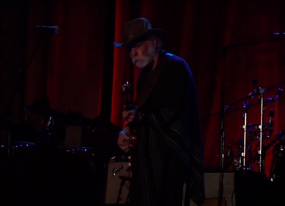 Watch Bob Weir, Eric Clapton, Van Morrison, & More Perform At Robbie