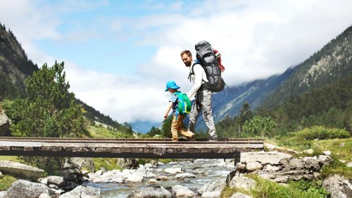Abenteuer Wandern: So sorgen Sie bei Ihren Kindern für Sicherheit und Komfort