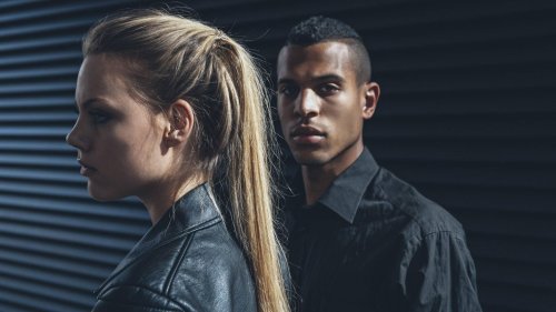 Emotional distanzierter Partner – wo die Gründe liegen und wie man damit umgehen kann