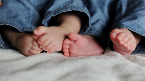 Seltene Geburt: Eine Frau bringt zwei Zwillingspaare auf einmal zur Welt