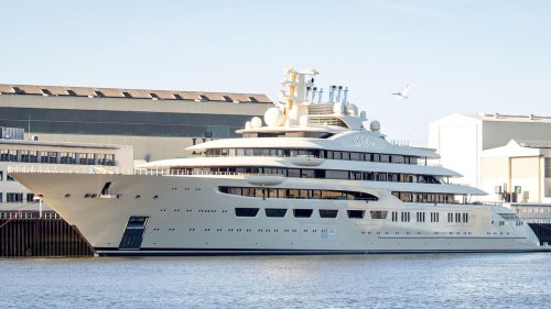 Ermittler an Bord der Luxusjacht "Dilbar": Durchsuchung bei russischem Milliardär