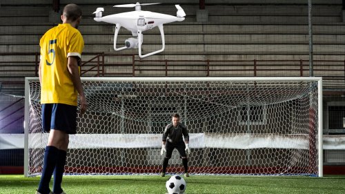 DFL-Chefin kündigt digitalste Fußball-Liga der Welt an – Drohnen im Strafraum gibt's aber nicht