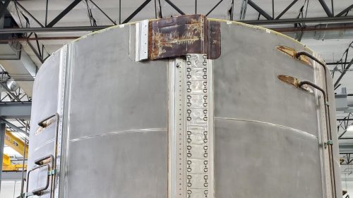 Stärkster Magnet weltweit gefertigt – könnte einen Flugzeugträger anheben