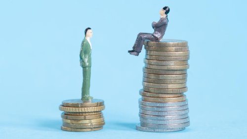 So viel Gehalt sollte man mit 20, 30 oder 40 Jahren verdienen