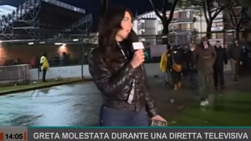 Fußball-Fan grapscht TV-Reporterin vor laufender Kamera an den Hintern