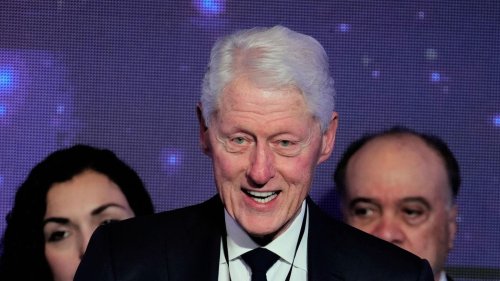 Bill Clinton besucht Berlin – und schießt Spitze gegen Donald Trump