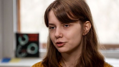 "Worte sind die schrecklichste Waffe": Russische Studentin landet auf Terrorliste – und flieht
