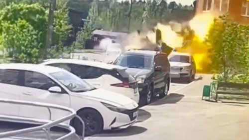 VW Golf explodiert bei Moskau – russischer General getötet