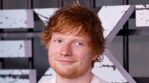 Ed Sheeran crasht eine Hochzeit – und unterschreibt sogar als Trauzeuge
