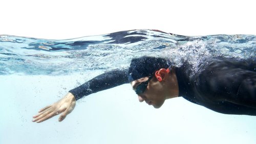 Wasserdichte Kopfhörer: Diese Modelle liefern den Sound zum Schwimmen