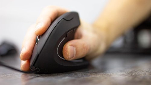 Ergonomische Maus von Logitech für 58 statt 120 Euro: Top-Deals am Montag