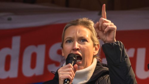 Politische Stimmung: Gleichstand bei SPD und Union, Grüne verlieren, AfD legt zu
