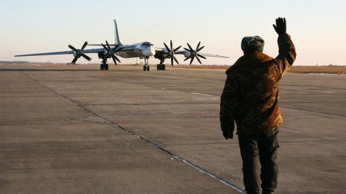 Russische Bomber explodieren auf Militärflugplätzen – Tote und Verletzte