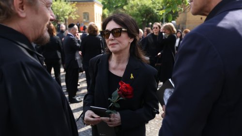 Von Iris Berben bis Max Raabe: Prominente verabschieden Margot Friedländer